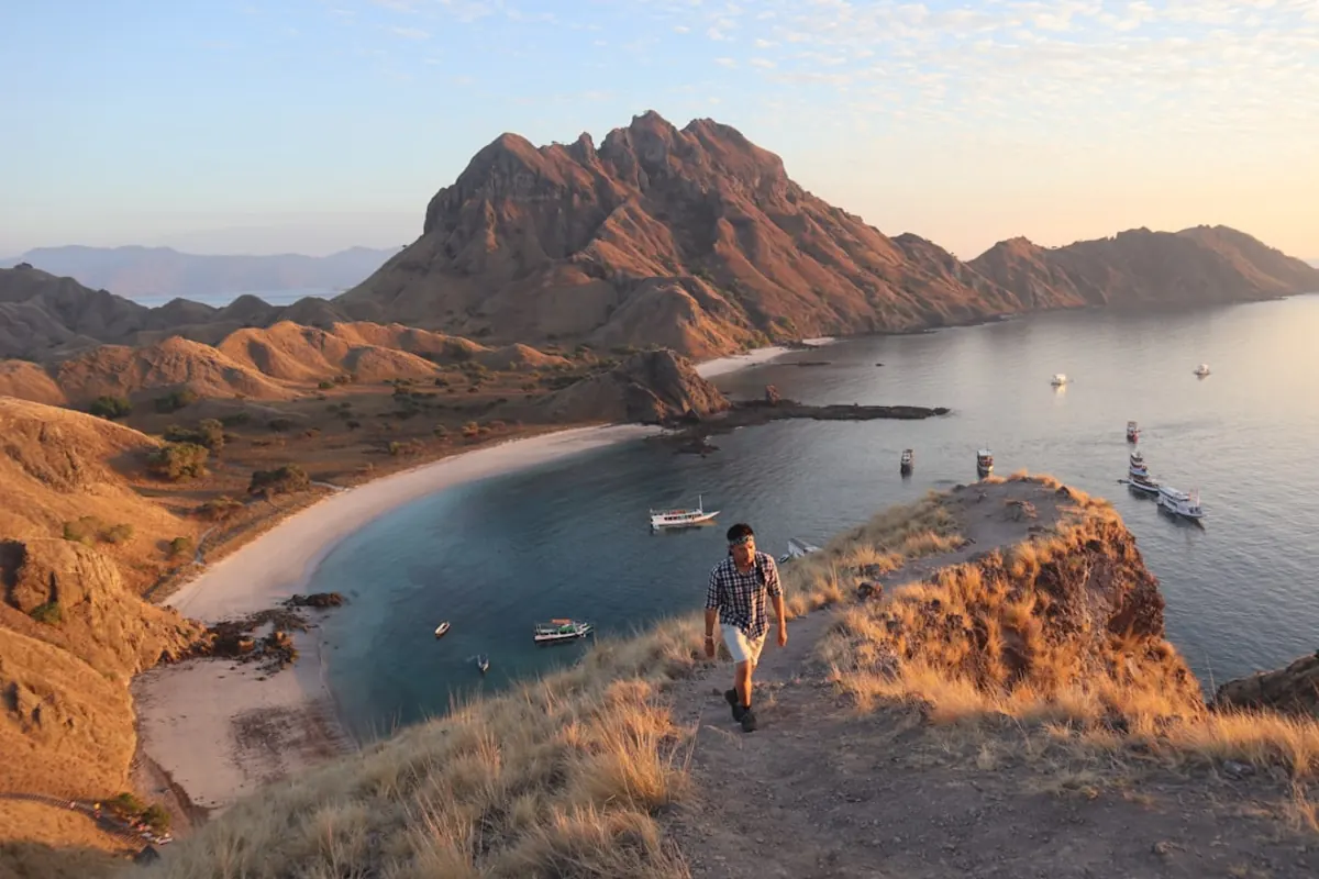 why travelers choose Komodo